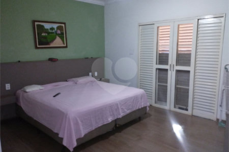 Casa à venda com 6 quartos, sendo 4 suítes, no condomínio Chácara Hipica, Ribeirão Preto - SP