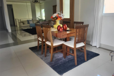 Casa à venda com 4 suítes no condomínio Jardim Theodora, Itu - SP