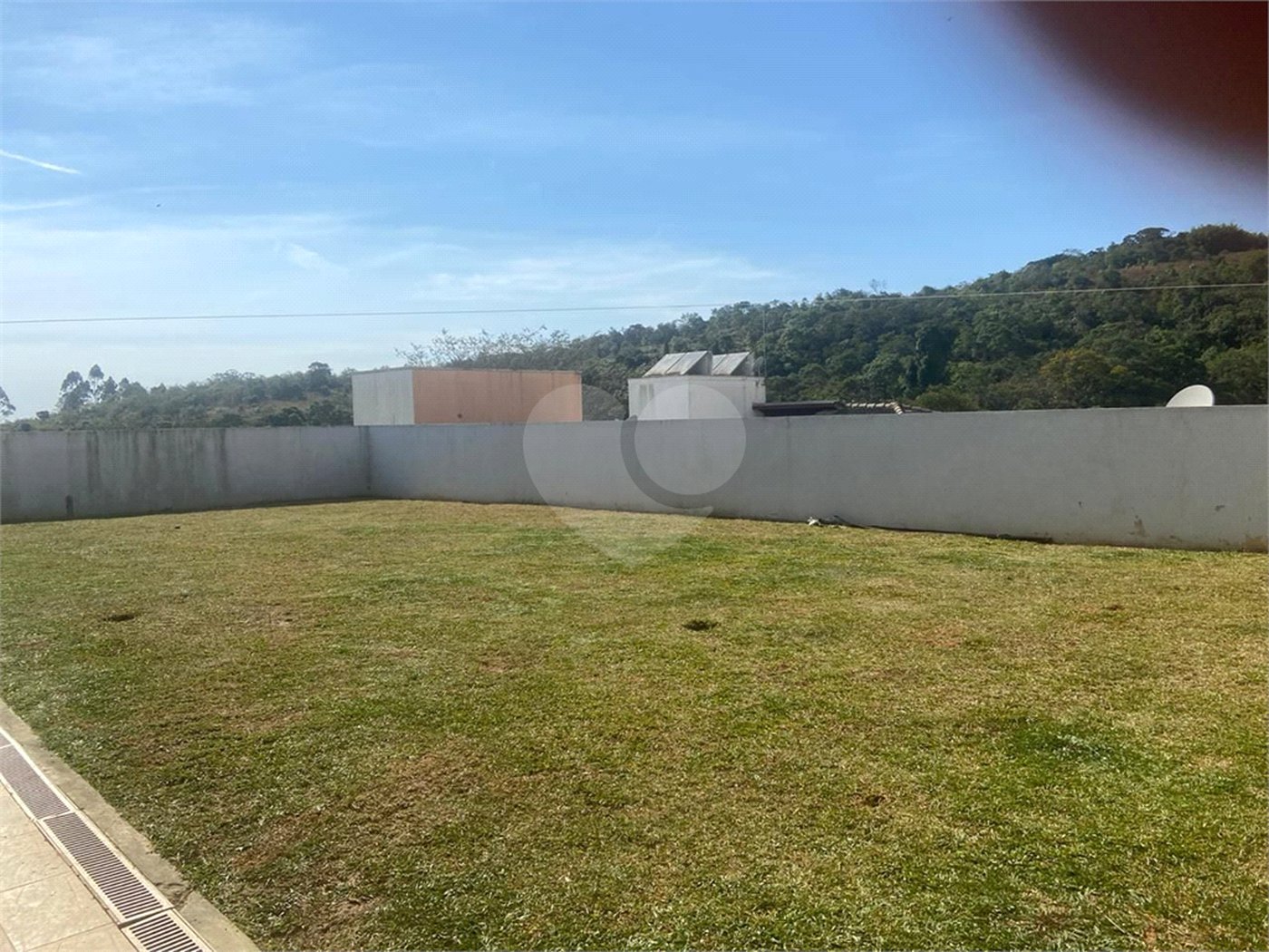 Casa à venda com 3 suítes no condomínio Altos de São Roque, São Roque - SP