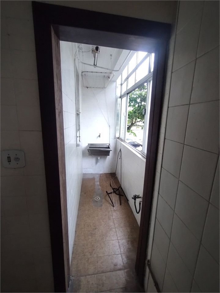 Apartamento com 2 dormitórios à venda, 68 m² por R$ 320.000,00 - Itararé - São Vicente/SP