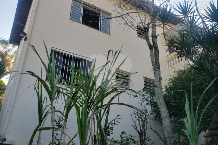 Sobrado à venda com 3 quartos, sendo 1 suíte, em Horto, São Paulo, SP