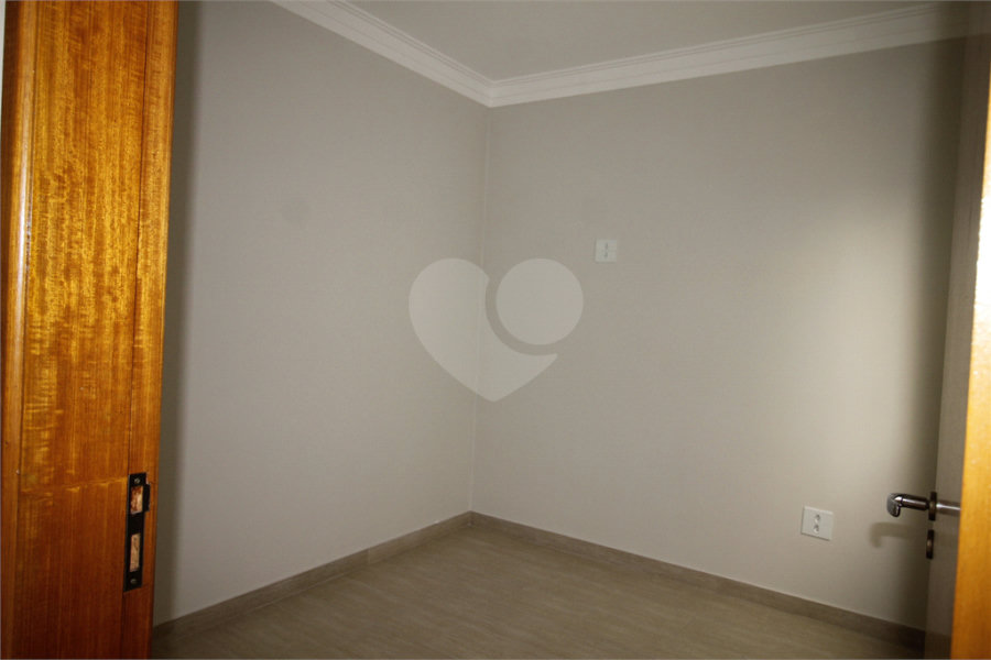Sobrado à venda com 4 quartos, sendo 2 suítes, em Vila Pereira Barreto, São Paulo, SP