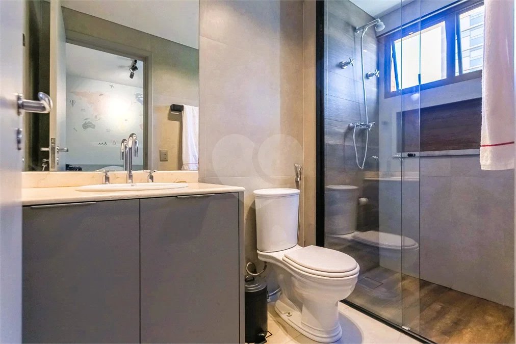 Vila Clementino - Apartamento reformado | 186 m² | 3 suítes | 3 vagas livres
