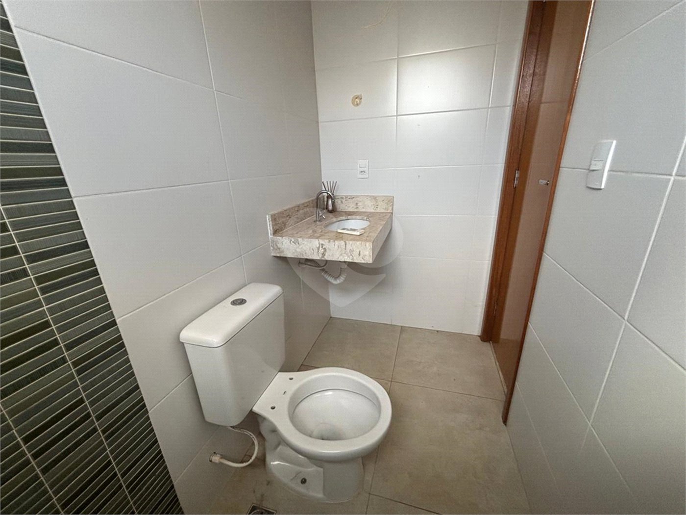 Apartamento à venda com 3 quartos, sendo 1 suíte, em Jardim Anhangüera, Ribeirão Preto, SP