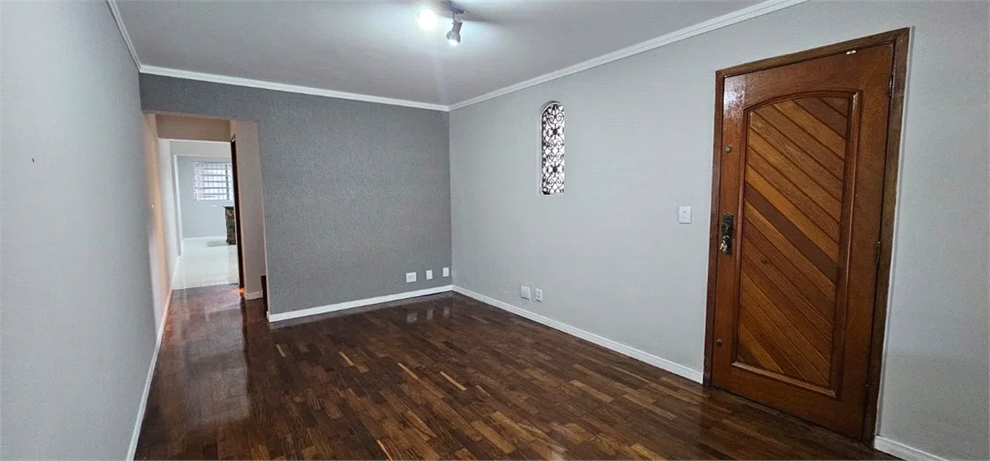 Sobrado à venda com 3 quartos, sendo 2 suítes, em Ferreira, São Paulo, SP