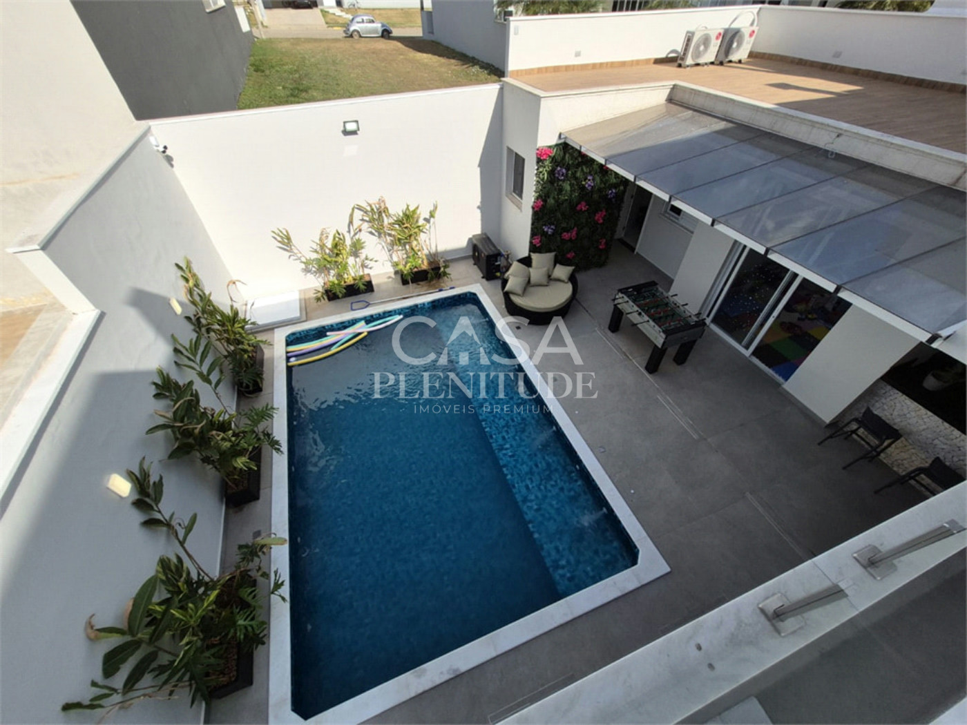 Casa em condomínio à venda com 4 quartos, sendo 3 suítes, em Iporanga, Sorocaba, SP