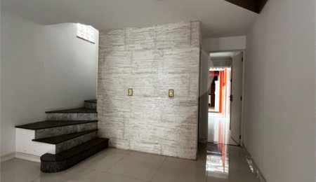 Casa à venda com 3 quartos, sendo 1 suíte, em Parque Santana, Mogi das Cruzes, SP