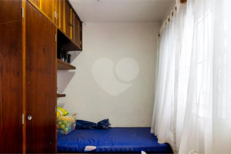 Casa à venda com 3 quartos, sendo 1 suíte, em Vila Olímpia, São Paulo, SP