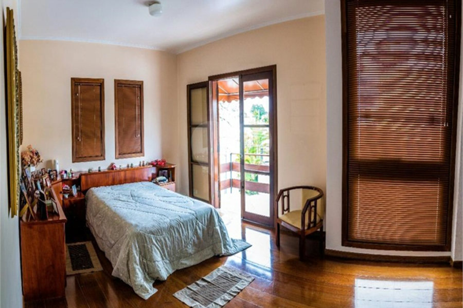 Sobrado à venda com 4 quartos, sendo 3 suítes, em Mandaqui, São Paulo, SP