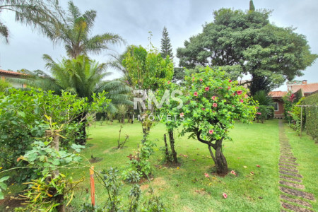 Casa à venda com 4 quartos, sendo 1 suíte,  em Villarejo Sopé da Serra (Vilarejo), Cabreúva, SP