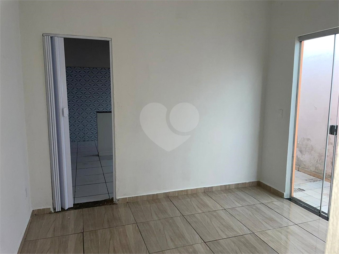Casa à venda com 2 quartos em Vila Carvalho, Itapetininga, SP