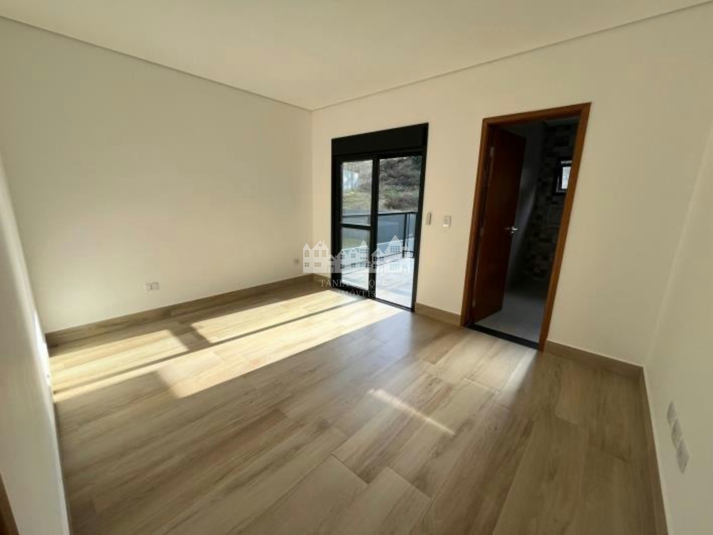 Casa à venda com 4 suítes em Loteamento Residencial Boa Vista, Atibaia, SP