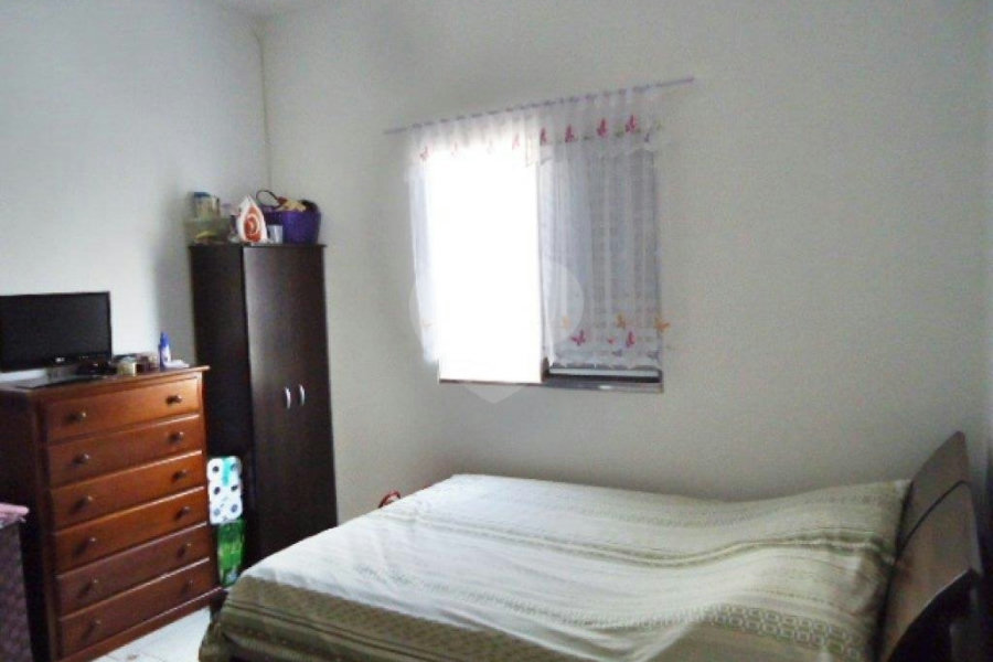 Casa à venda com 3 quartos, sendo 1 suíte, em Jardim Peri, São Paulo, SP