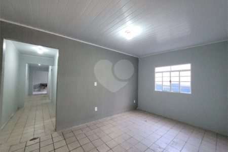 Casa à venda com 2 quartos em Vila Arruda, Itapetininga, SP