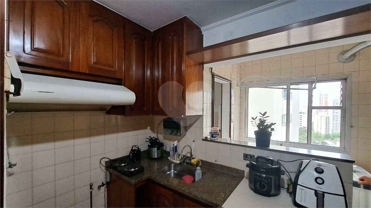 Apartamento à venda com 3 quartos, sendo 1 suíte, em Vila Mariana, São Paulo, SP