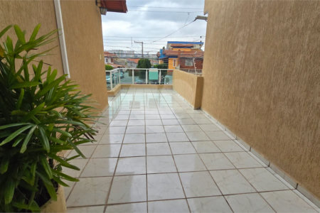Sobrado à venda com 2 suítes em Jardim Pinheiros, São Paulo, SP