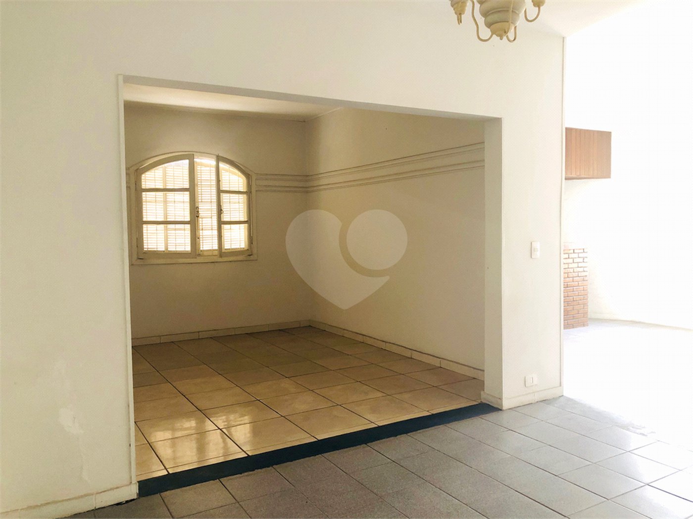 Sobrado à venda com 4 quartos, sendo 3 suítes, em Vila Rosália, Guarulhos, SP
