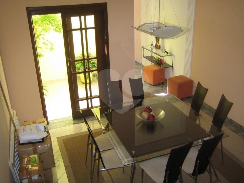 Sobrado à venda com 3 quartos, sendo 1 suíte, em Vila Ester (zona Norte), São Paulo, SP