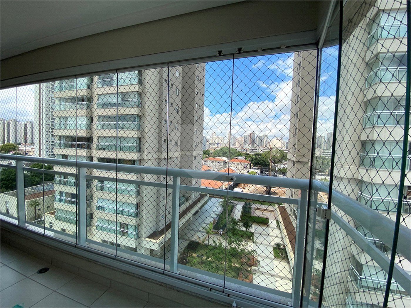 Apartamento à venda com 3 suítes em Barra Funda, São Paulo, SP