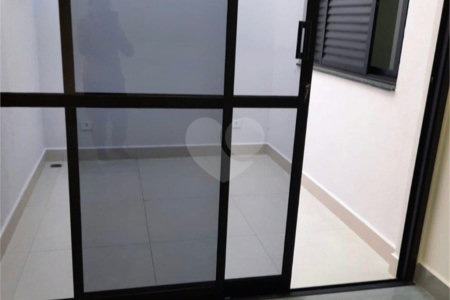 Casa à venda com 3 quartos, sendo 1 suíte, no condomínio Horto Florestal Villagio, Sorocaba - SP