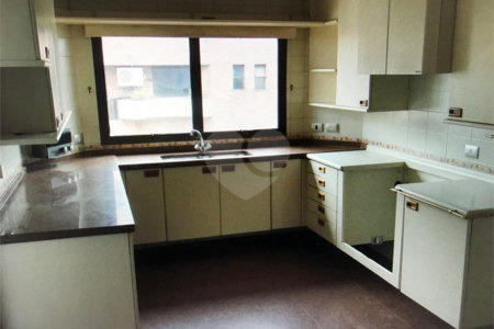 Apartamento à venda com 4 suítes em Vila Andrade, São Paulo, SP