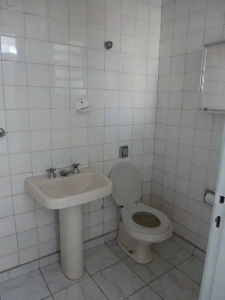 Casa Térrea à venda com 3 quartos, sendo 1 suíte,  em Caxingui, São Paulo, SP