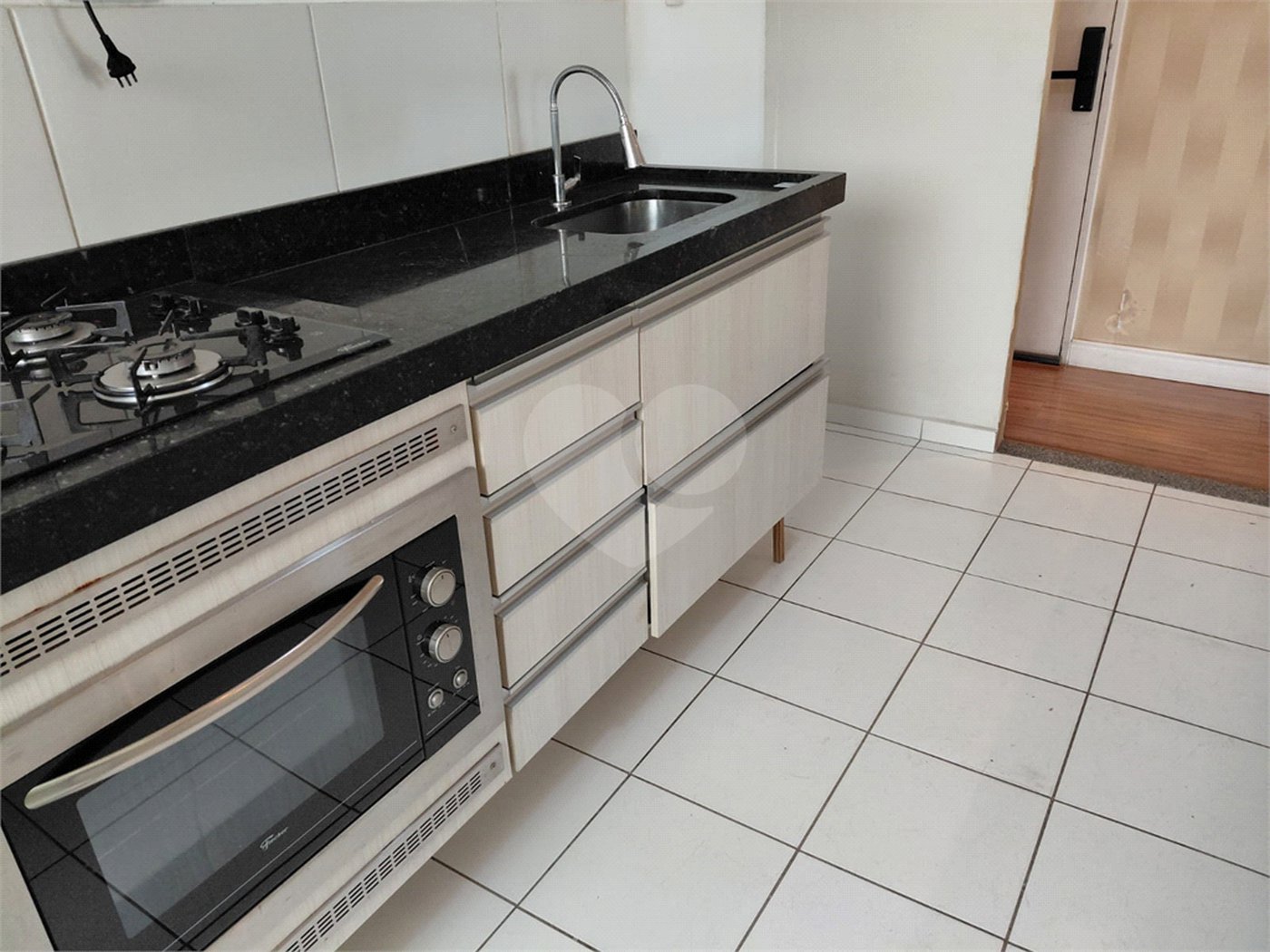 Apartamento à venda com 3 quartos, sendo 1 suíte, em Lapa, São Paulo, SP