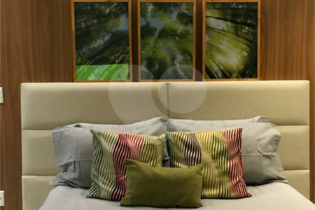 Apartamento à venda com 4 quartos, sendo 3 suítes, em Campo Belo, São Paulo, SP