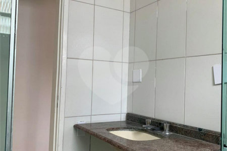 Sobrado à venda com 3 quartos em Vila Progredior, São Paulo, SP