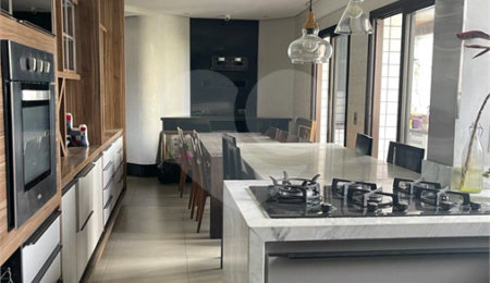 Apartamento à venda ou para alugar com 4 quartos, sendo 3 suítes,  em Jardim Anália Franco, São Paulo, SP