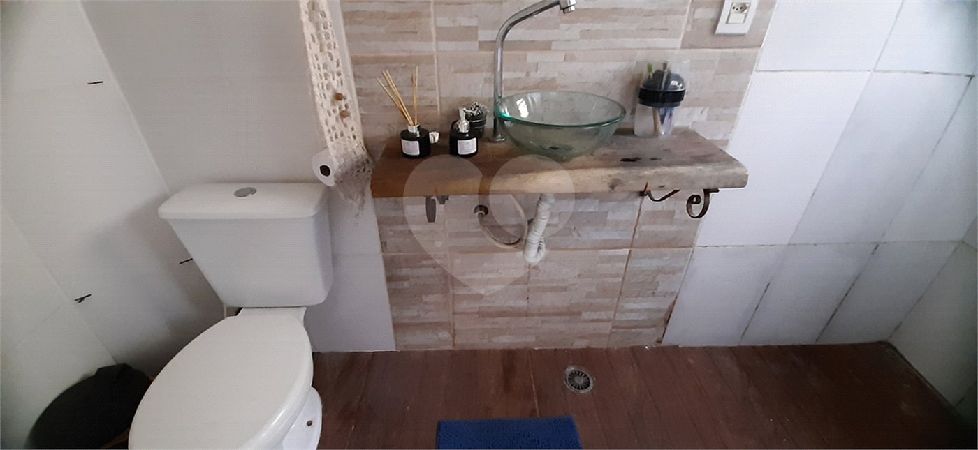 Sobrado à venda com 3 quartos, sendo 1 suíte, em Serra da Cantareira, Mairiporã, SP
