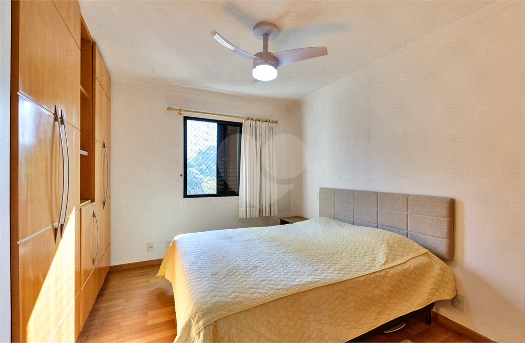Apartamento à venda com 3 quartos, sendo 1 suíte, em Santo Amaro, São Paulo, SP