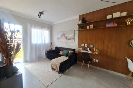 Casa Térrea à venda com 2 quartos em Caetetuba, Atibaia, SP