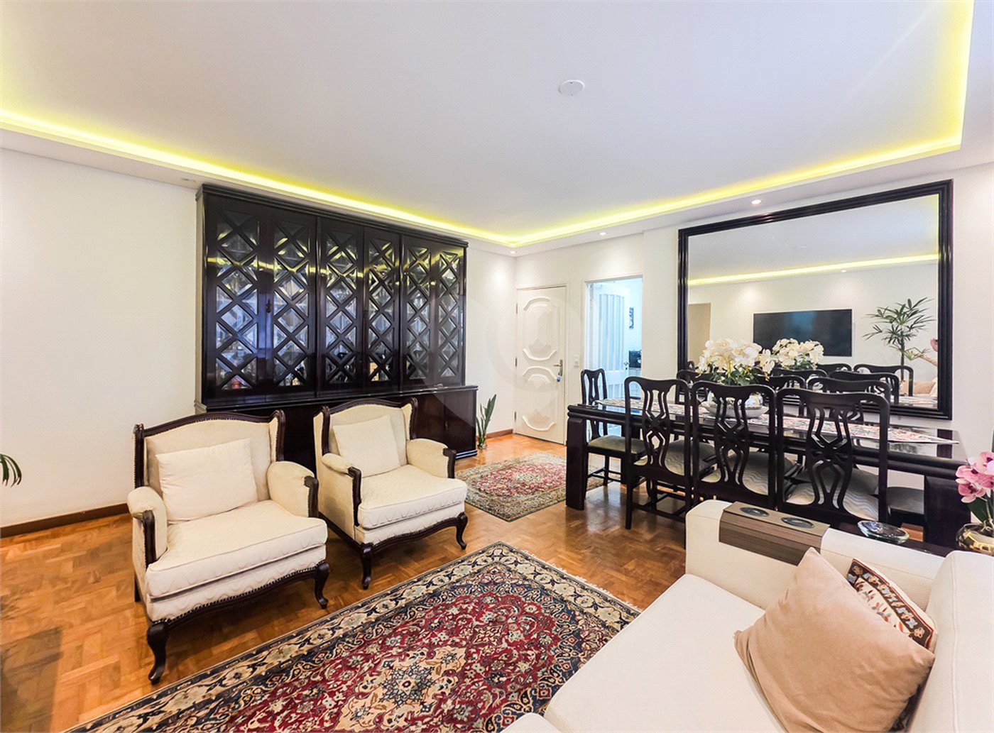 Apartamento à venda com 3 quartos, sendo 1 suíte, em Jardim Paulista, São Paulo, SP