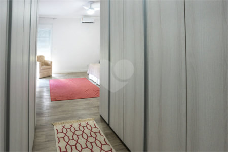 Casa à venda com 3 suítes no condomínio Reserva dos Vinhedos, Louveira - SP