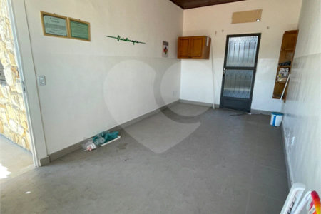 Casa Térrea à venda com 5 quartos, sendo 2 suítes, em Campo Grande, Rio de Janeiro, RJ