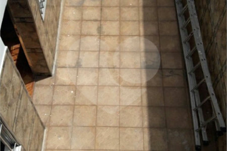 Casa Térrea à venda ou para alugar com 4 quartos, sendo 1 suíte, em Jardim Aeroporto, São Paulo, SP