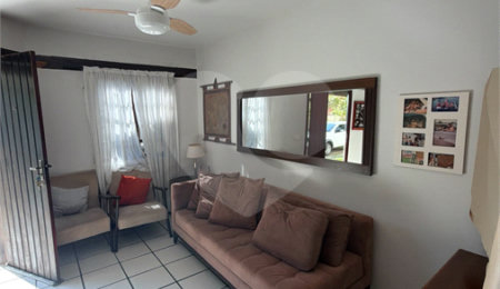 Casa em condomínio à venda com 2 quartos em Peró, Cabo Frio, RJ