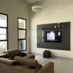 Casa à venda com 4 suítes no condomínio Figueira Garden, Atibaia - SP