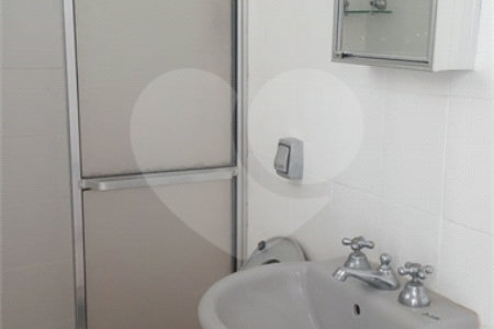 Casa à venda com 5 quartos, sendo 3 suítes,  no condomínio Estância Marambaia, Vinhedo - SP