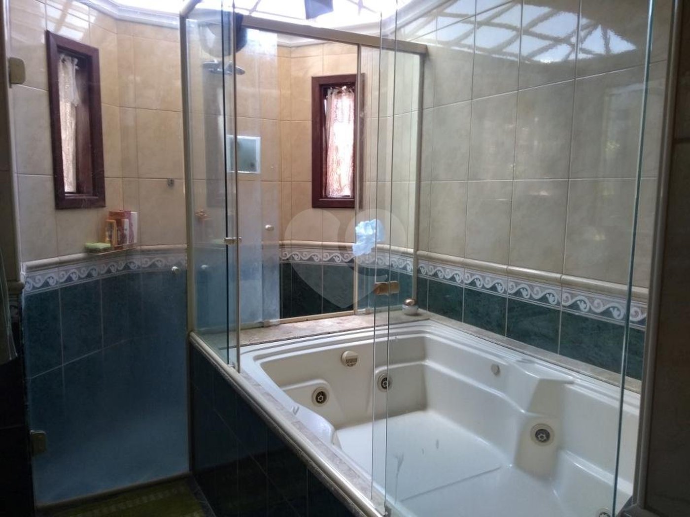 Casa à venda com 6 suítes no condomínio Lago Azul Residencial e Golfe, Araçoiaba da Serra - SP