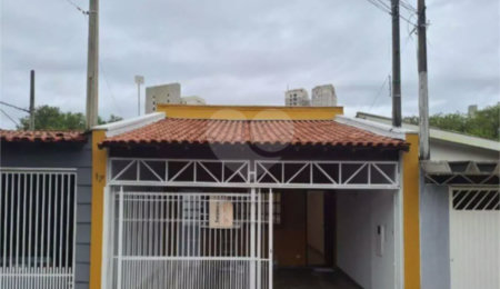 Casa à venda com 2 quartos, sendo 1 suíte,  em Vila Leis, Itu, SP