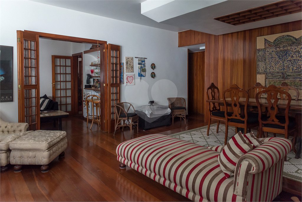 Apartamento à venda com 3 quartos, sendo 1 suíte, em Tijuca, Rio de Janeiro, RJ
