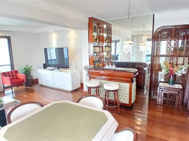 Apartamento à venda com 4 quartos, sendo 2 suítes, em Santana, São Paulo, SP