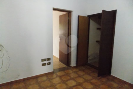 Casa à venda com 3 quartos, sendo 2 suítes, em Vila Helena, Atibaia, SP