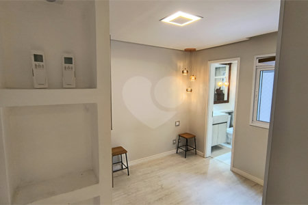 Apartamento à venda com 2 quartos, sendo 1 suíte, em Barra Funda, São Paulo, SP