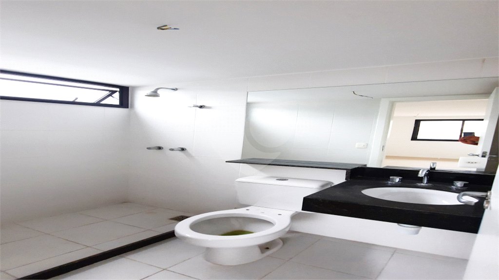 Cobertura à venda com 2 quartos, sendo 1 suíte,  em Tijuca, Rio de Janeiro, RJ