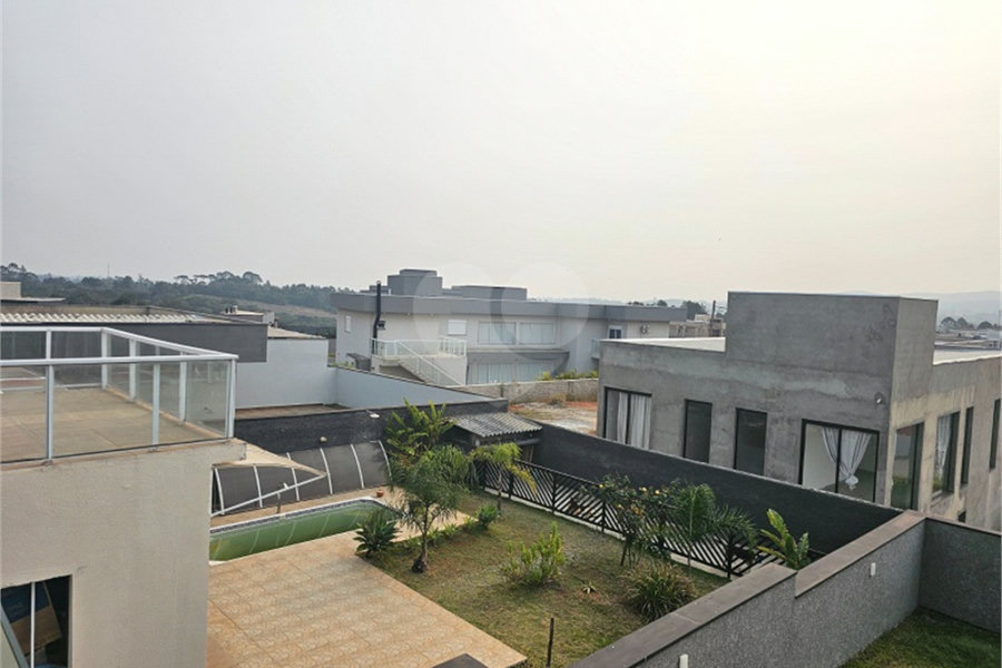 Sobrado à venda com 4 quartos, sendo 3 suítes, em Mariápolis Ginetta, Vargem Grande Paulista, SP