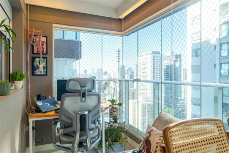 Apartamento à venda com 2 quartos, sendo 1 suíte,  em Jardim das Acácias, São Paulo, SP