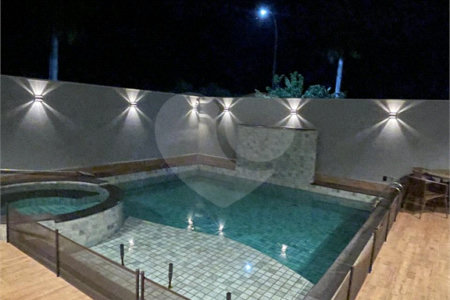 Casa à venda ou para alugar com 4 suítes no condomínio Jardim Salto Grande, Araraquara - SP